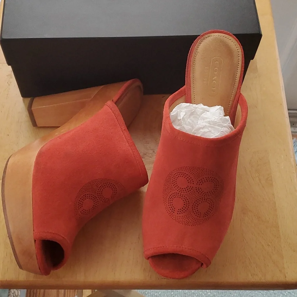 COACH Platform Shoes - Picture 3 of 6